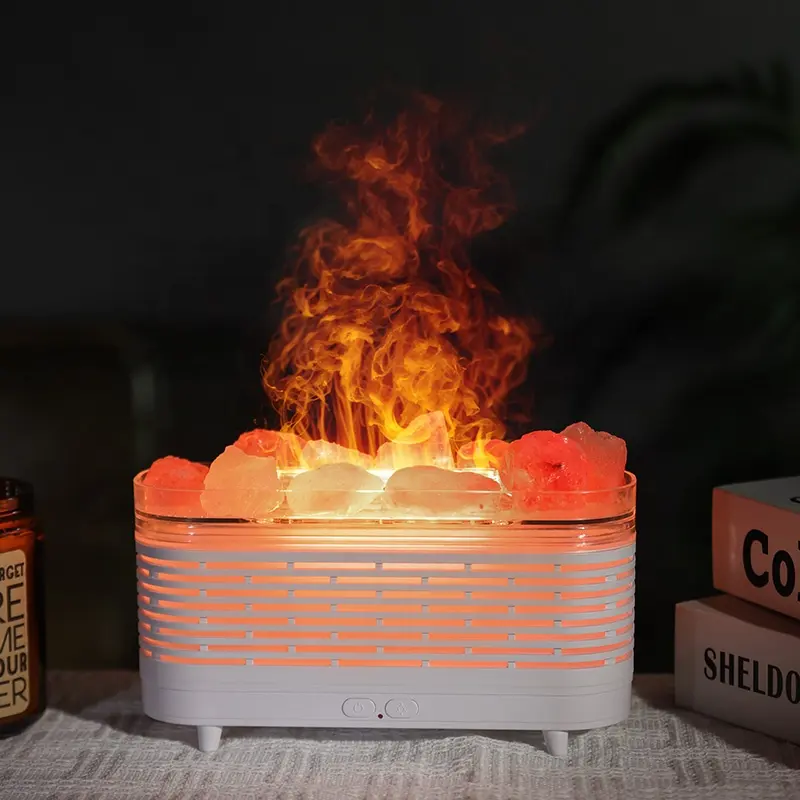 Difuzor de uleiuri esențiale cu lumină caldă și cristale de sare de Himalaya